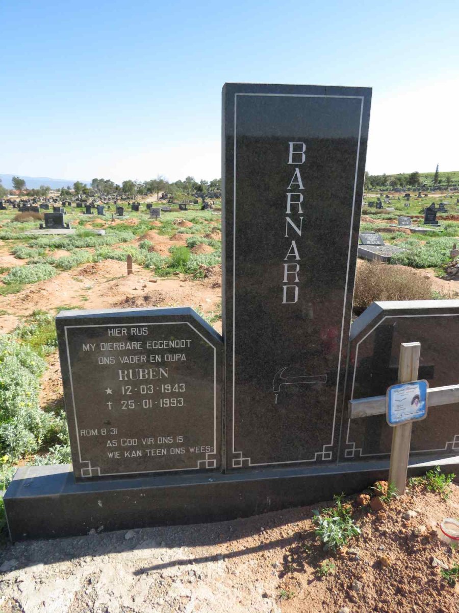 BARNARD Ruben 1943-1993 & Elizabeth 1940-2022 _1