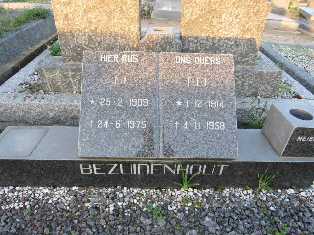 BEZUIDENHOUT J.J. 1909-1975 & F.E.L. 1914-1958 