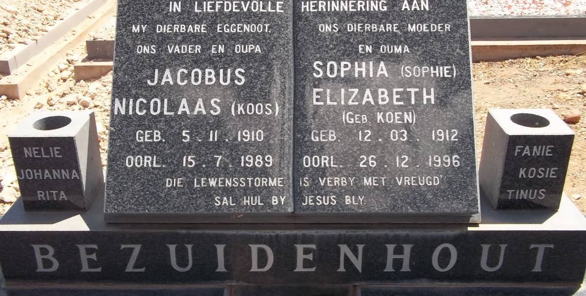 BEZUIDENHOUT Jacobus Nicolaas 1910-1989 &amp; Sophia Elizabeth KOEN 1912-1996