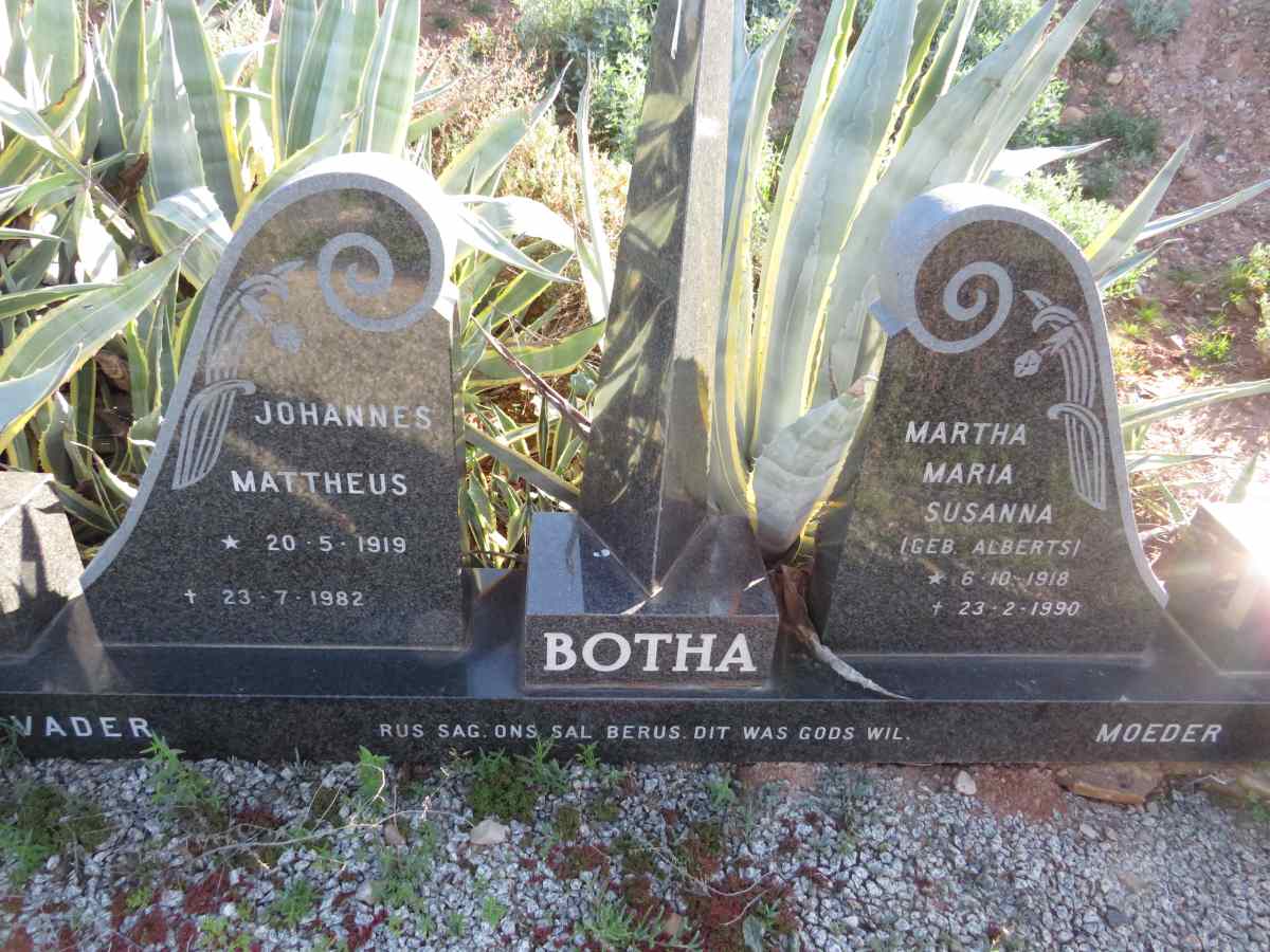 BOTHA Johannes Mattheus 1919-1982 & Martha Maria Susanna ALBERTS 1918-1990