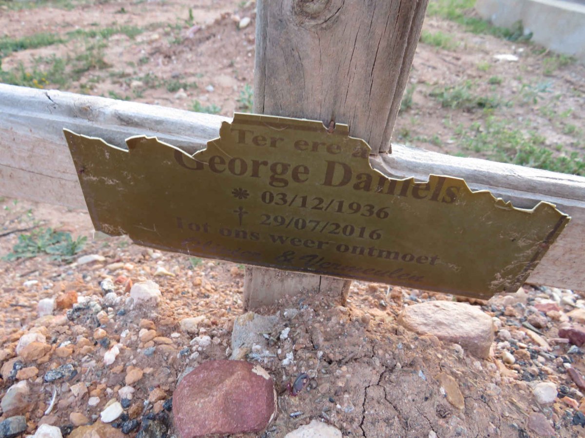 DANIELS George 1936-2016