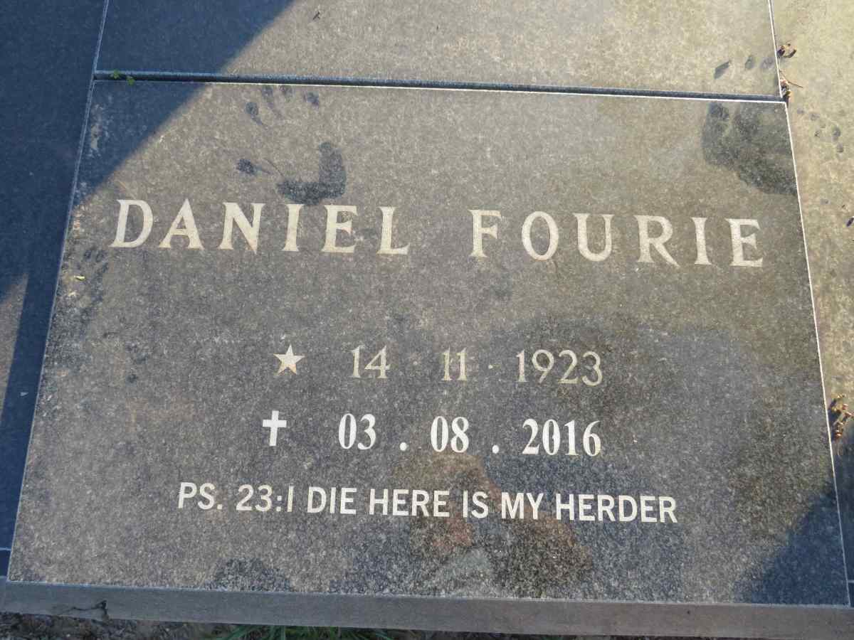 FOURIE Daniel 1923-2016