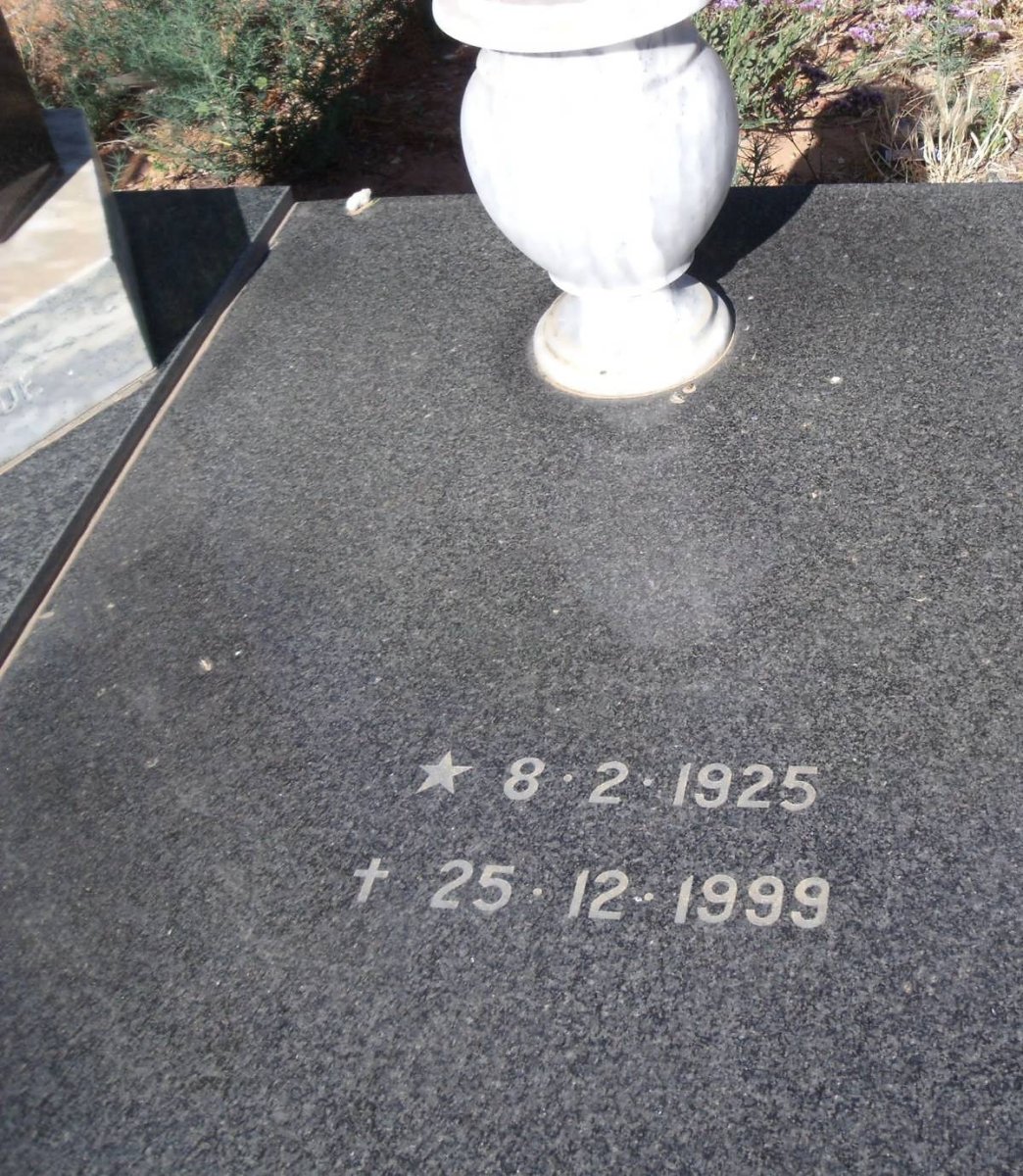 FOURIE Sarah 1925-1999