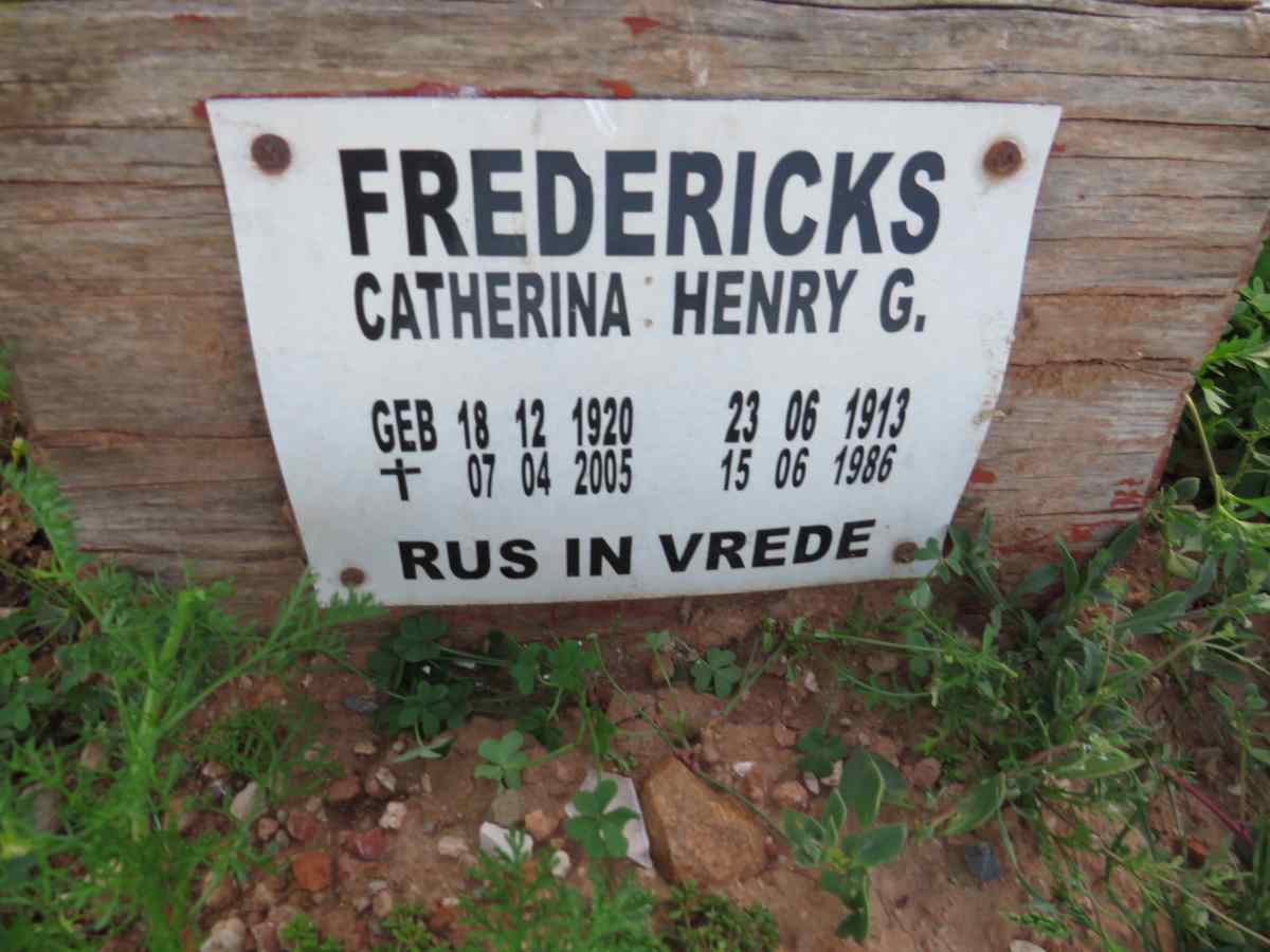 FREDERICKS Henry G. 1913-1986 & Catherina 1920-2005
