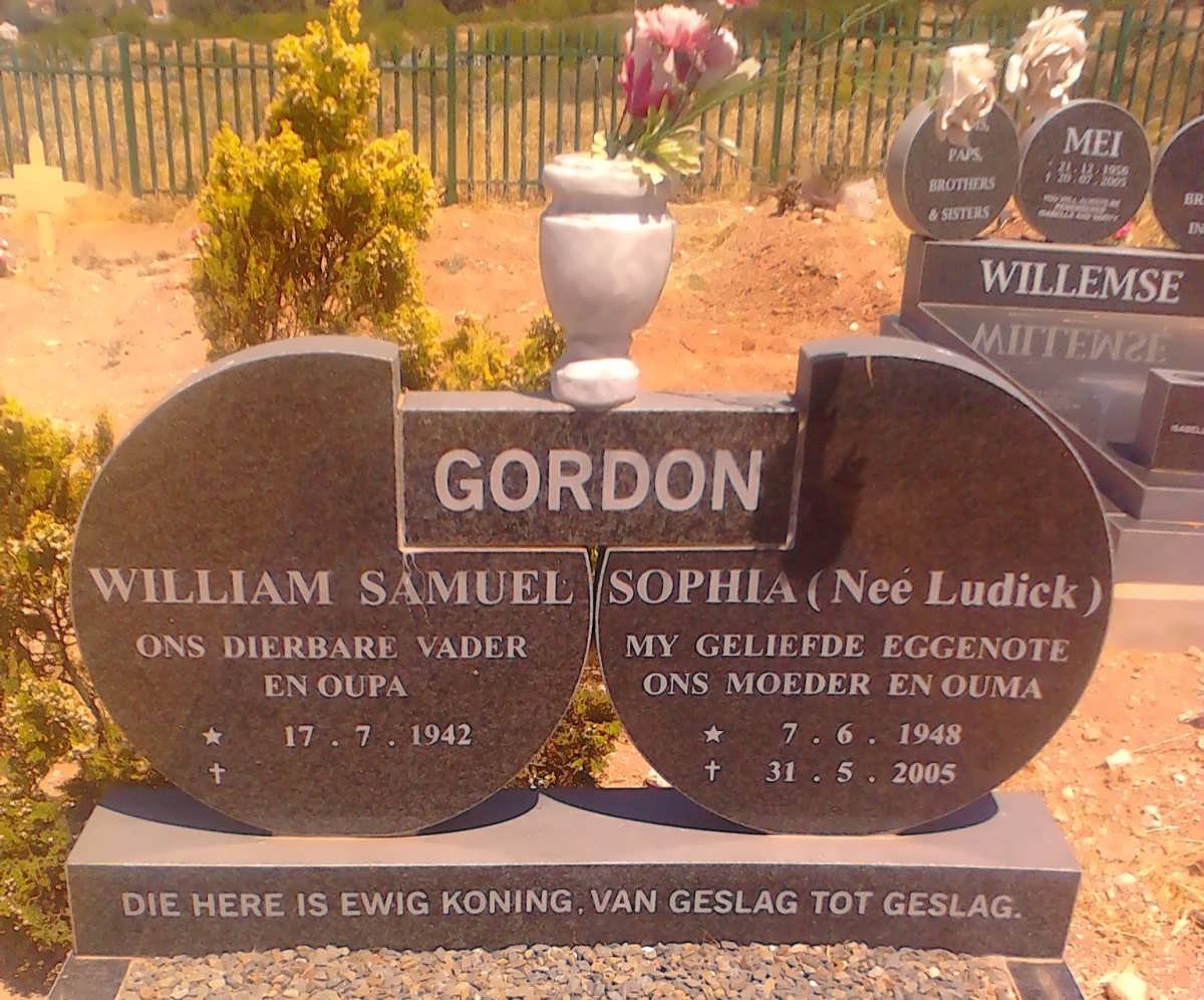 GORDON William Samuel 1942- &amp; Sophia LUDICK 1948-2005