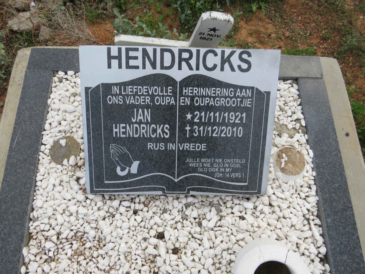 HENDRICKS Jan 1921-2010