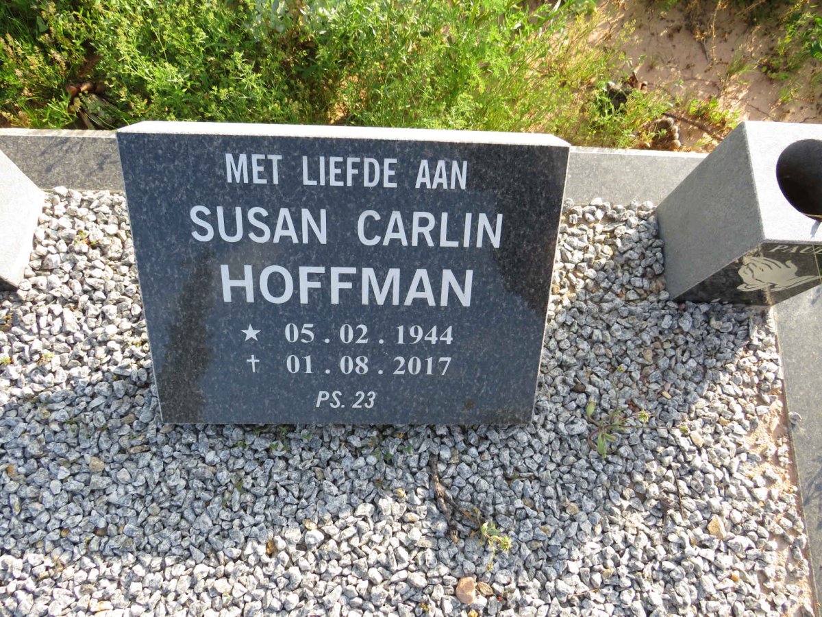 HOFFMAN Susan Carlin 1944-2017