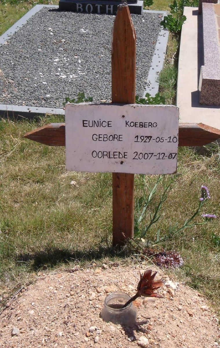 KOEBERG Eunice 1929-2007