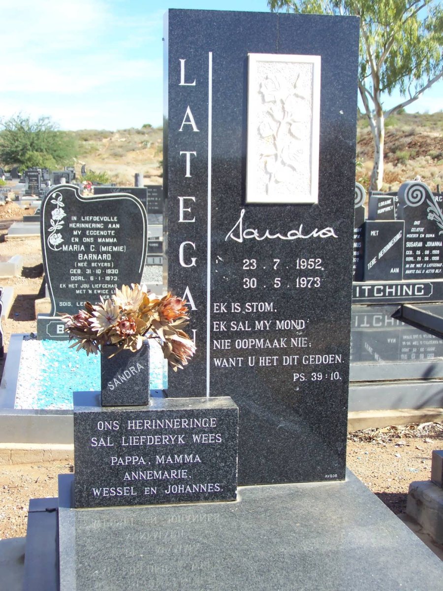 LATEGAN Sandra 1952-1973