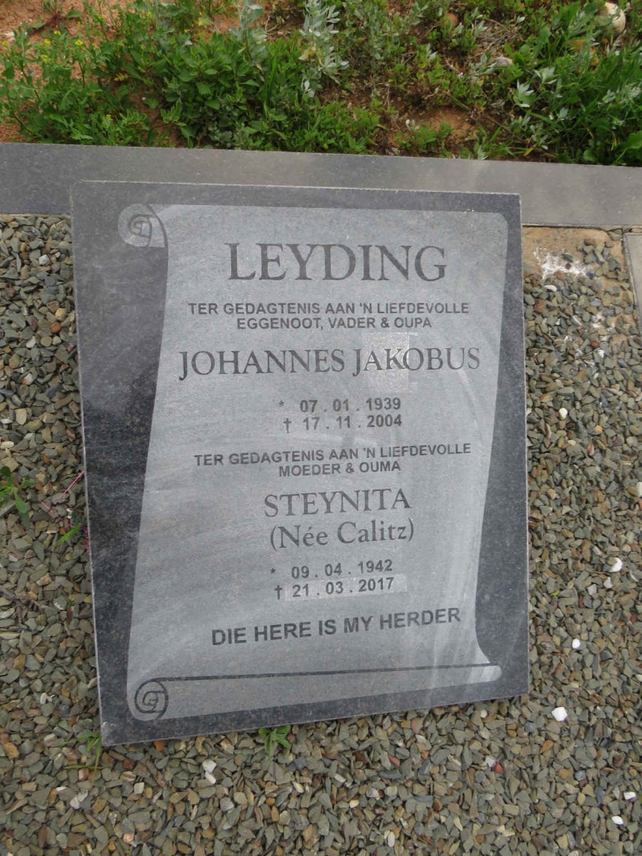 LEYDING Johannes Jakobus 1939-2004 & Steynita CALITZ 1942-2017