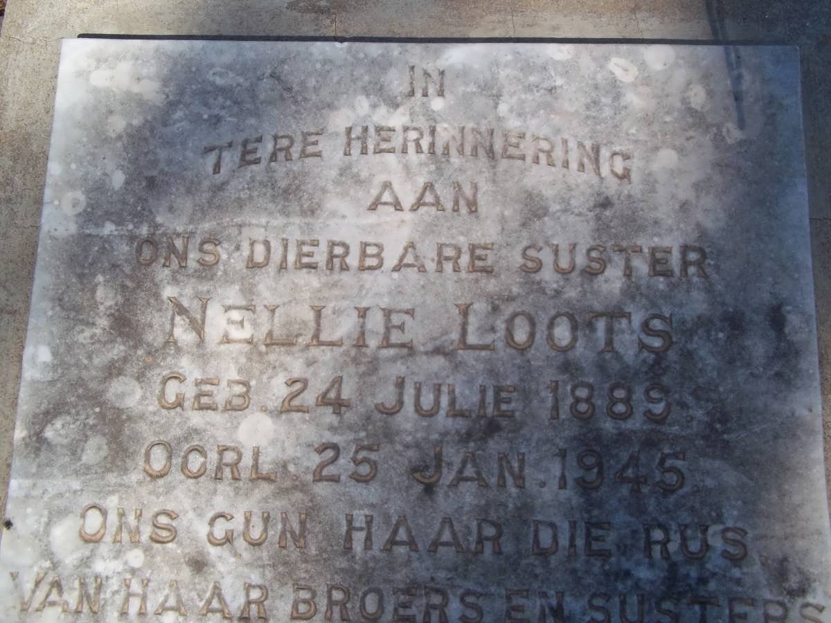 LOOTS Nellie 1889-1945