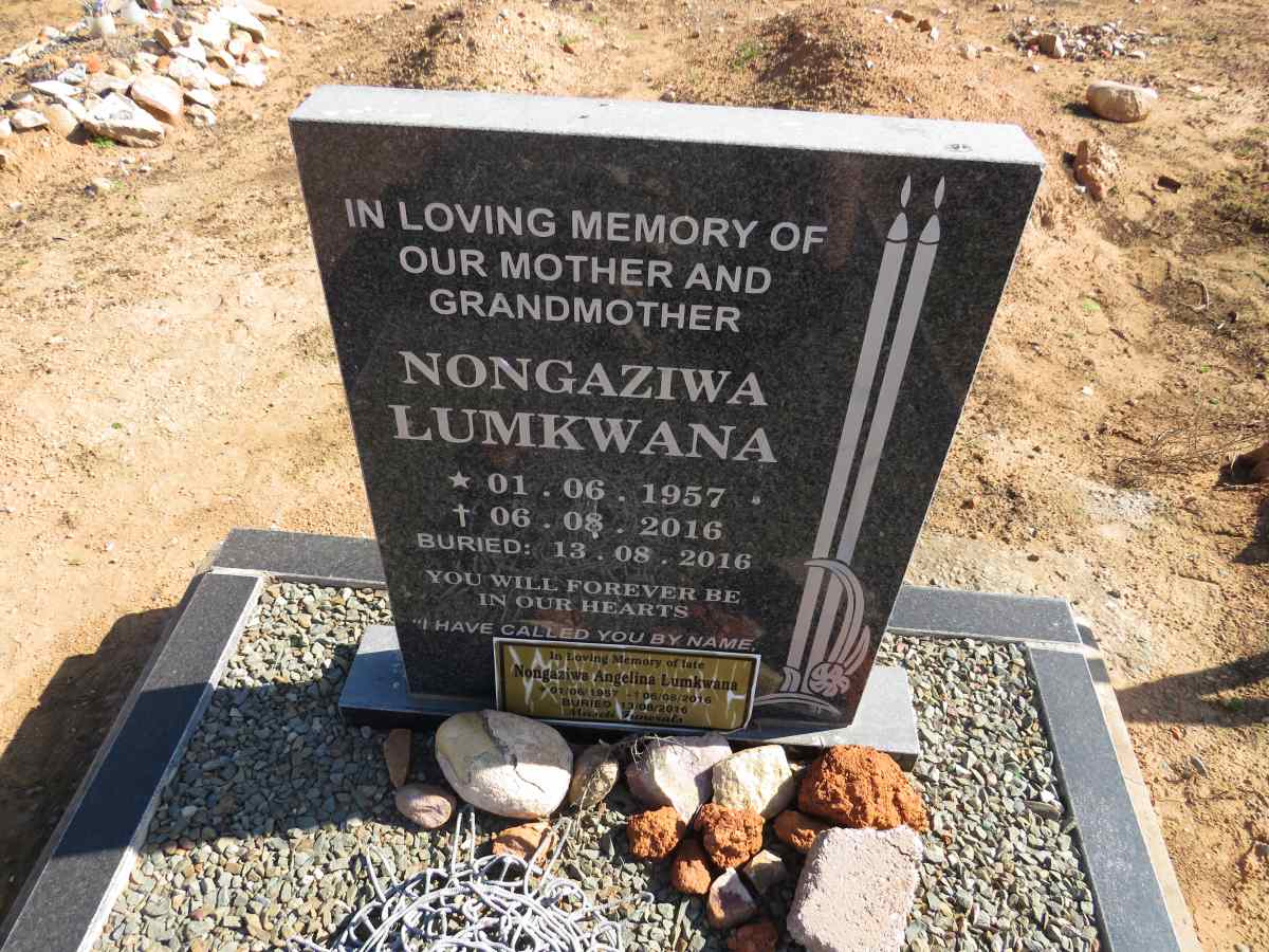 LUMKWANA Nongaziwa 1957-2016