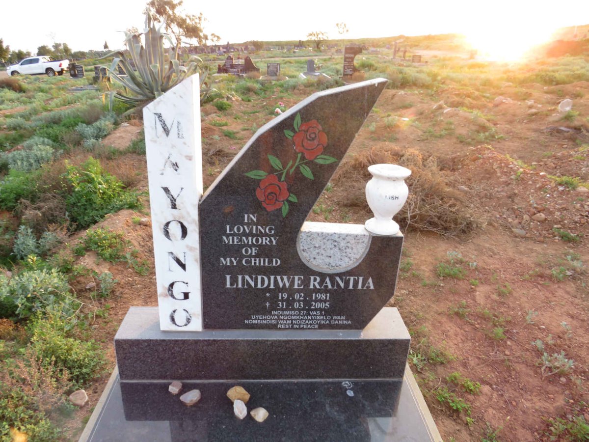 MAYONGO Lindiwe Rantia 1981-2005