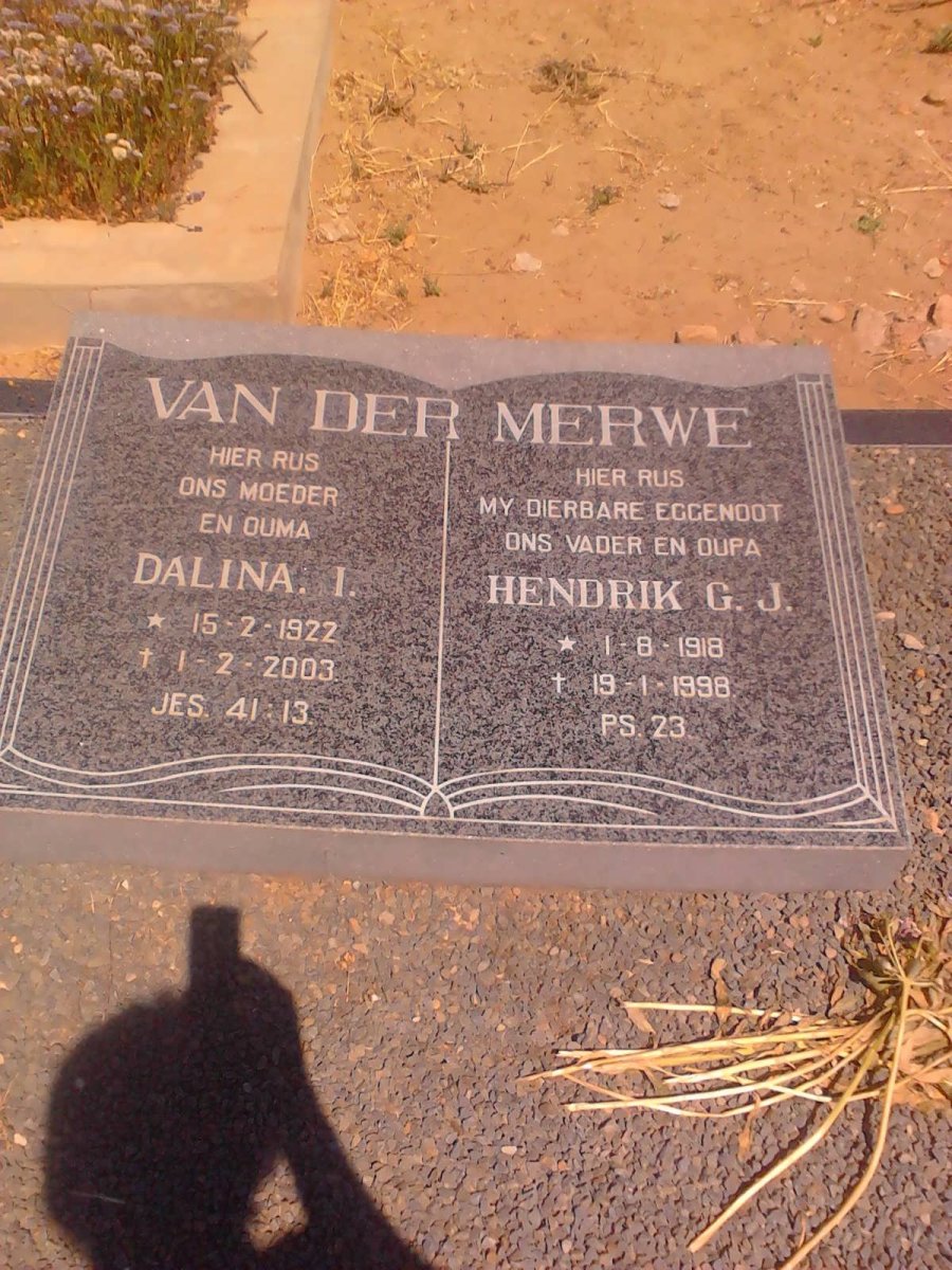 MERWE Hendrik G.J., van der 1918-1998 & Dalina I. 1922-2003