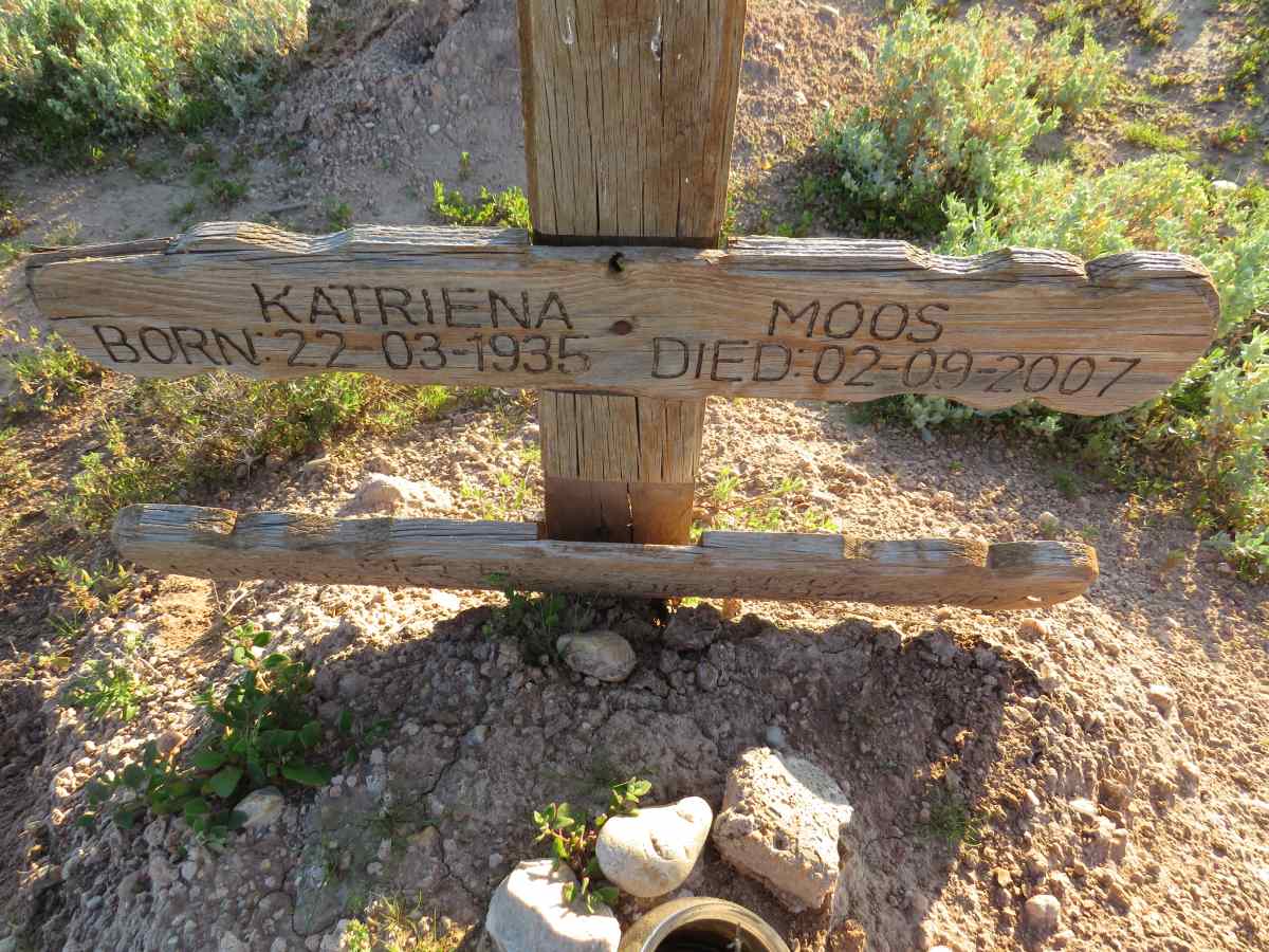 MOOS Bettie 1914-2007 :: MOOS Katriena 1935-2007