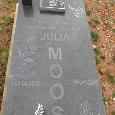 MOOS Julia 1939-2018