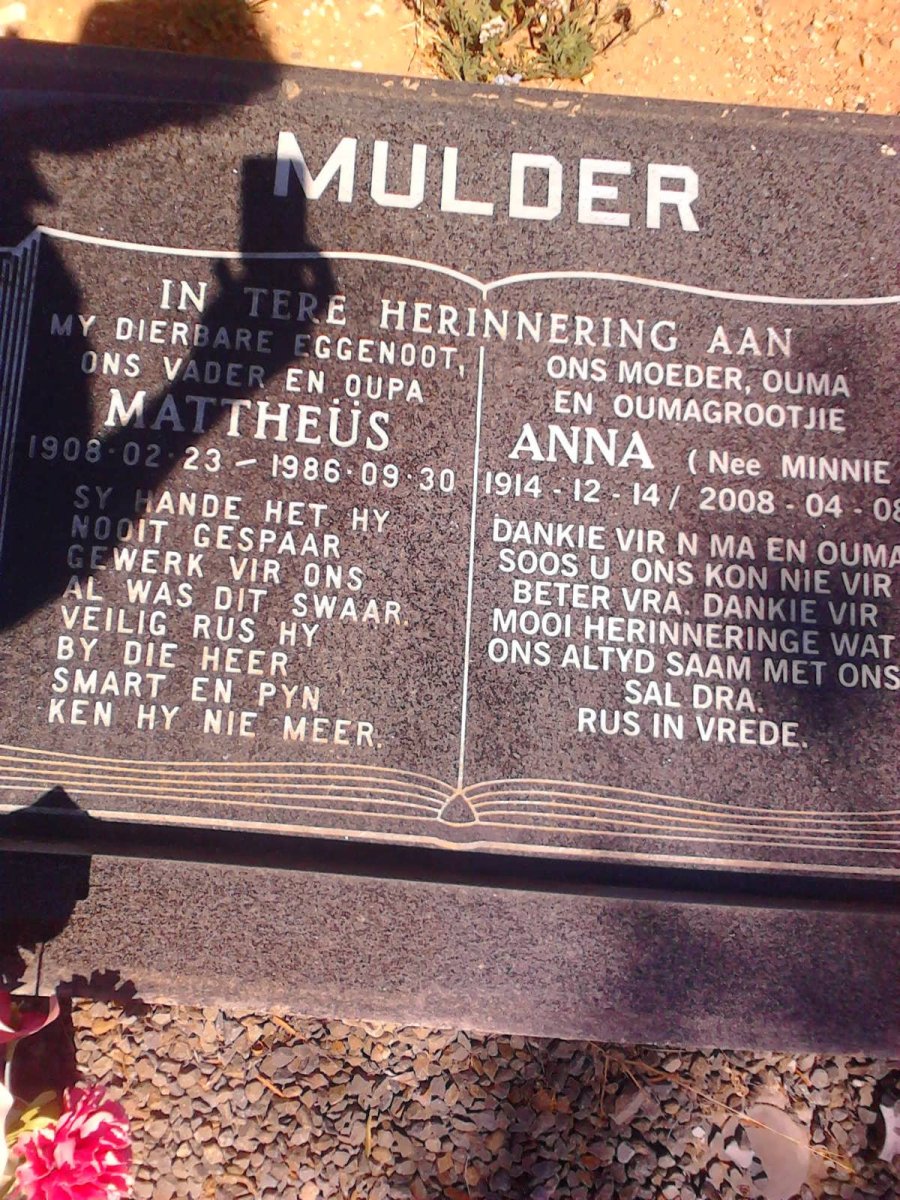 MULDER Mattheüs 1908-1986 &amp; Anna MINNIE 1914-2008