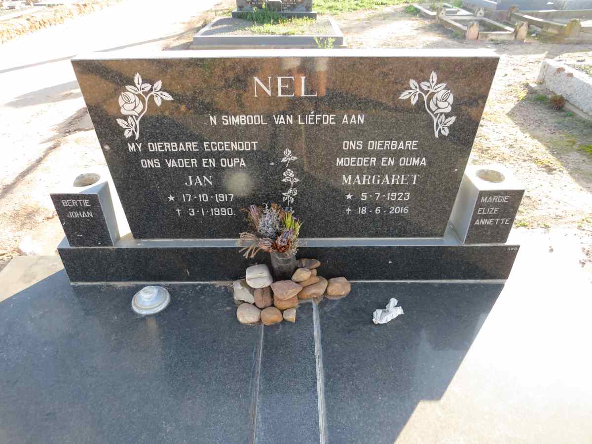 NEL Jan 1917-1990 & Margaret 1923-2016