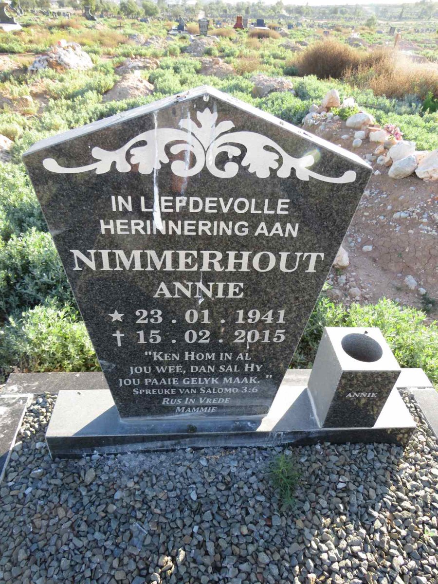 NIMMERHOUT Annie 1941-2015