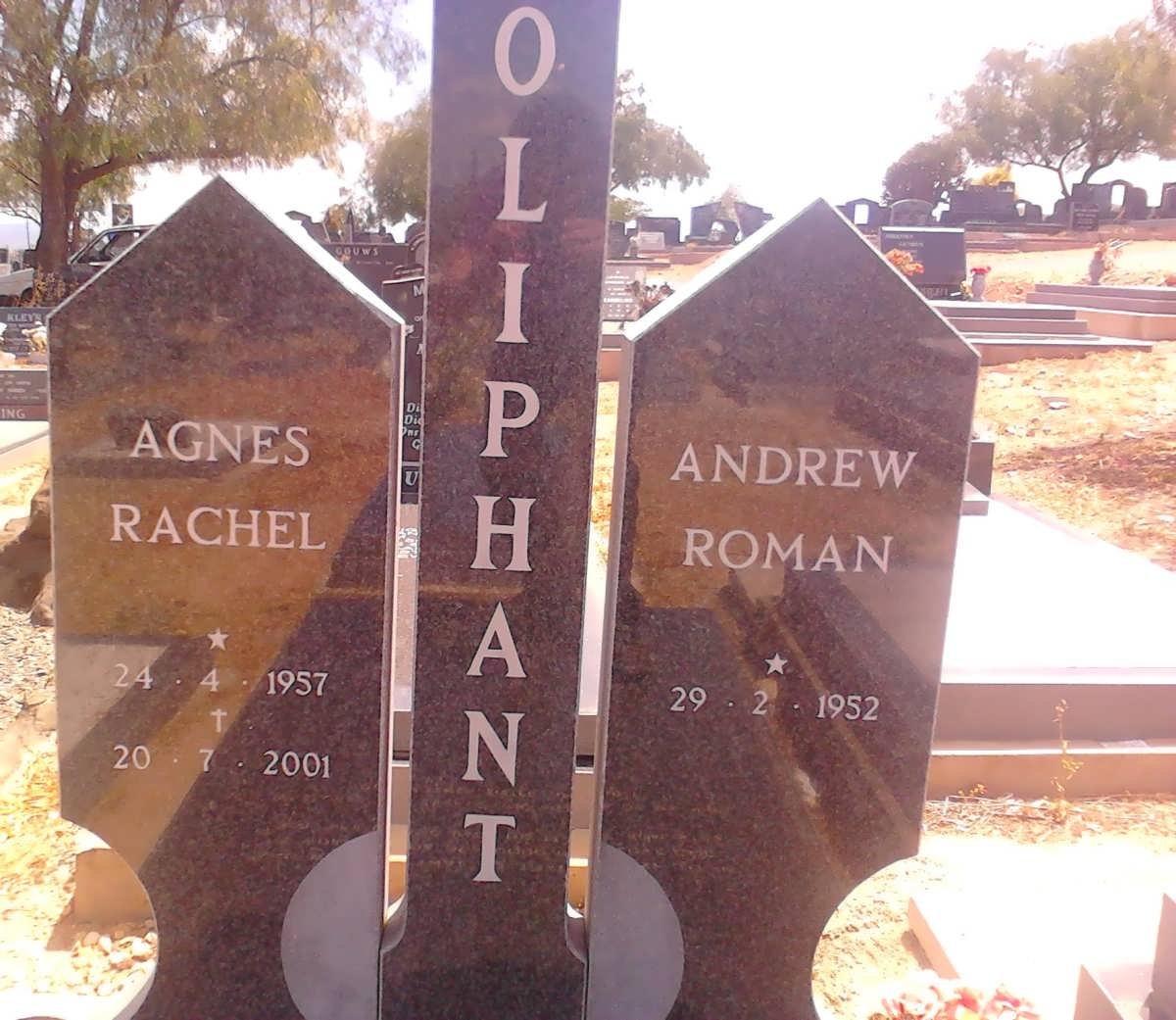 OLIPHANT Andrew Roman 1952- &amp; Agnes Rachel 1957-2001