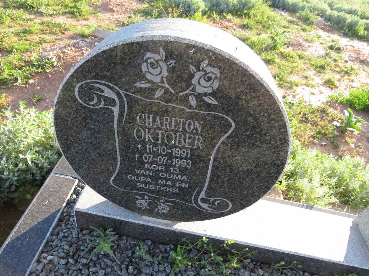 OKTOBER Charlton 1991-1993