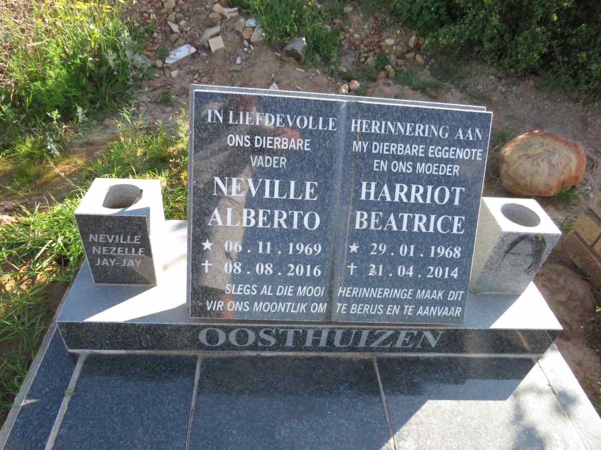 OOSTHUIZEN Neville Alberto 1969-2016 & Harriot Beatrice 1968-2014