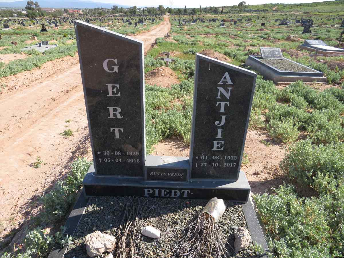 PIEDT Gert 1929-2016 & Antjie 1932-2017