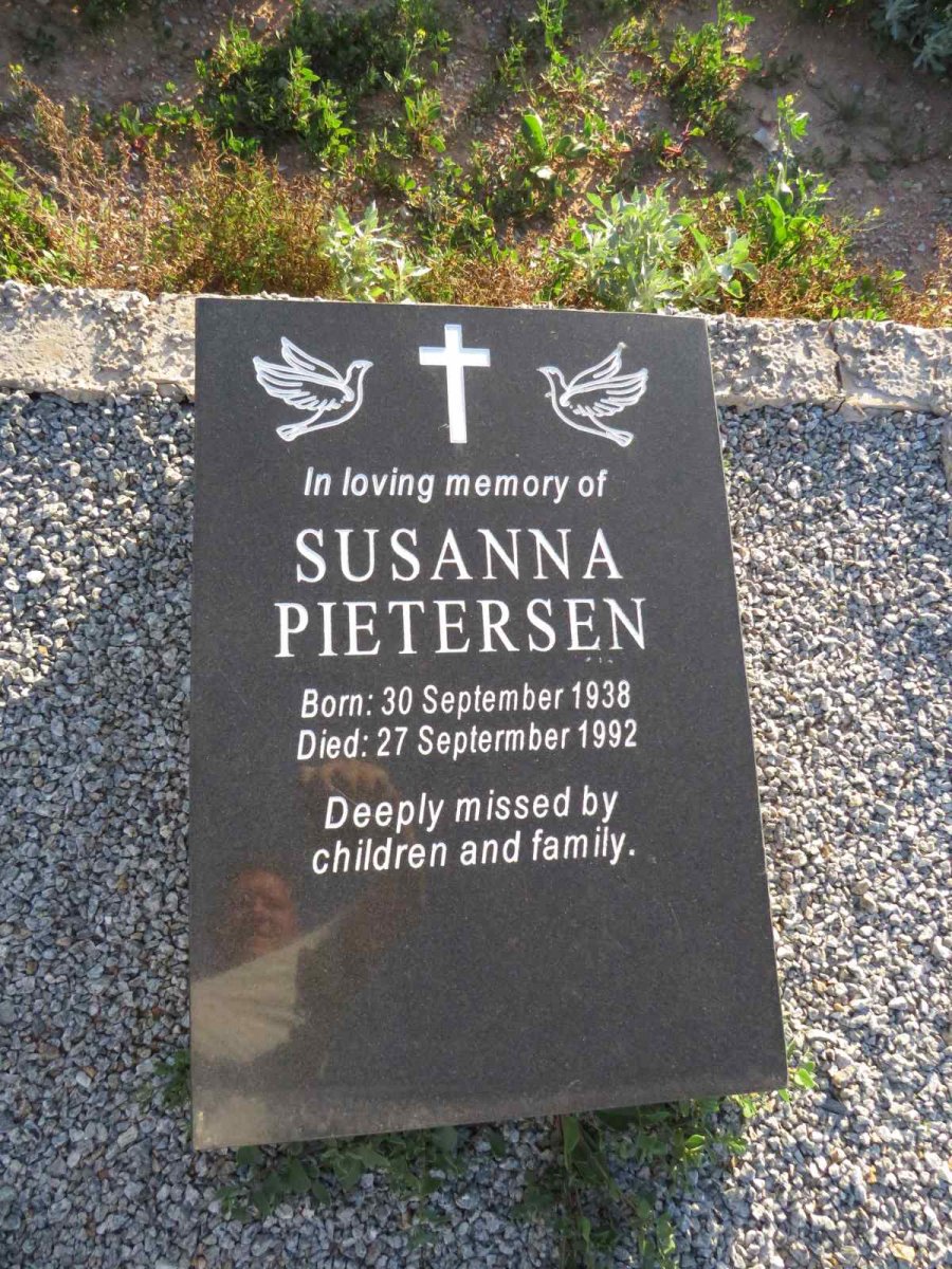 PIETERSEN Susanna 1938-1992