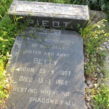 PIEDT Betty 1907-1968