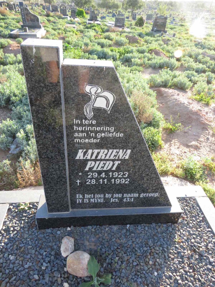 PIEDT Katriena 1923-1992