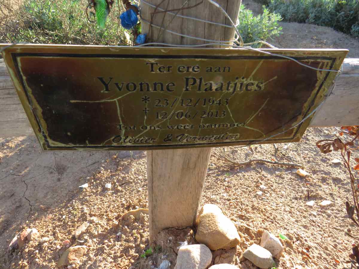 PLAATJIES Yvonne 1943-2013