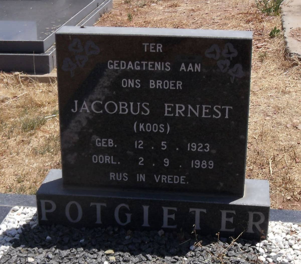 POTGIETER Jacobus Ernest 1923-1989
