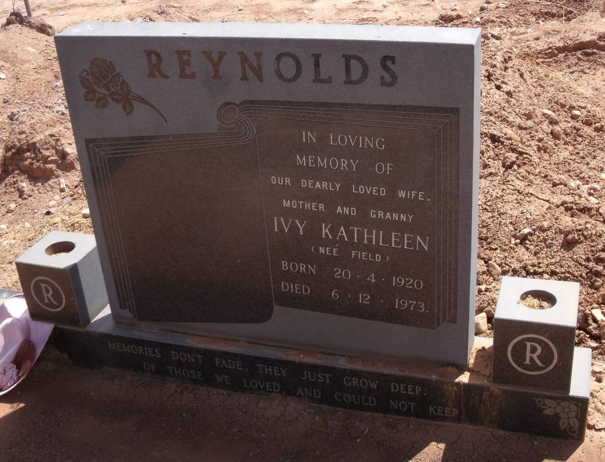 REYNOLDS Ivy Kathleen nee FIELD 1920-1973