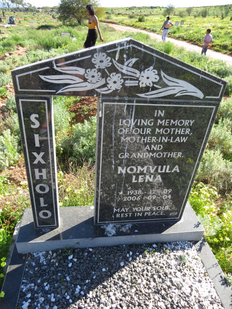SIXHOLO Nomvula Lena 1938-2006