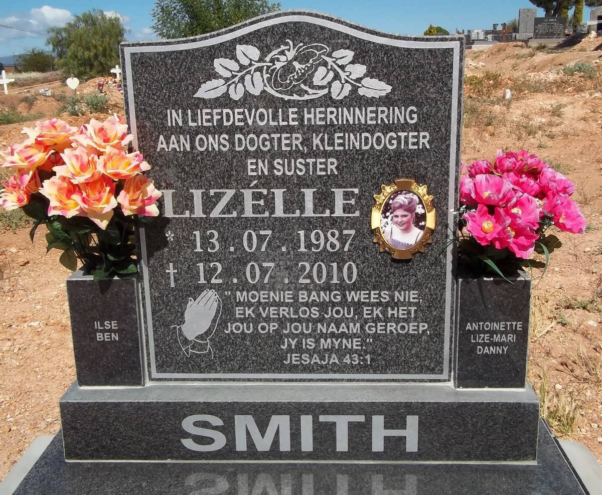 SMITH Lizélle 1987-2010