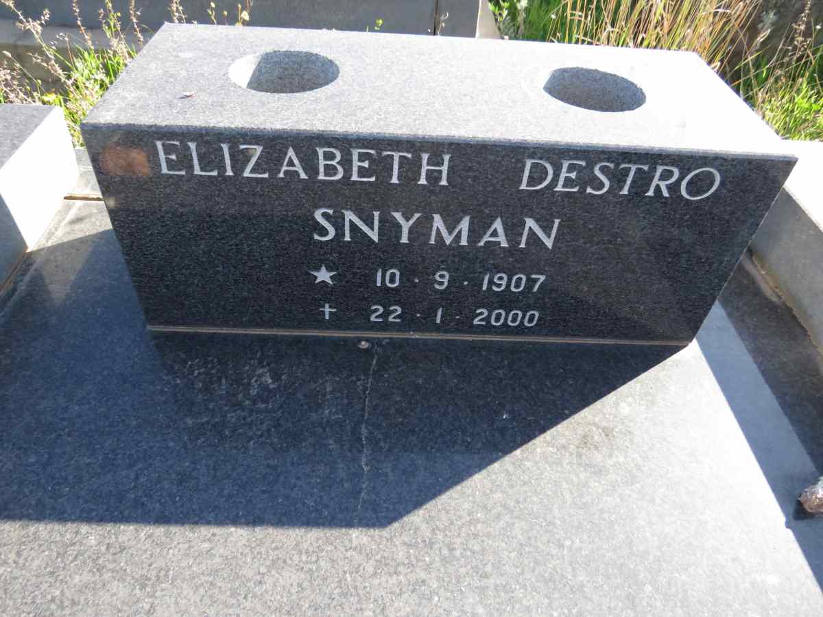 SNYMAN Elizabeth Destro 1907-2000