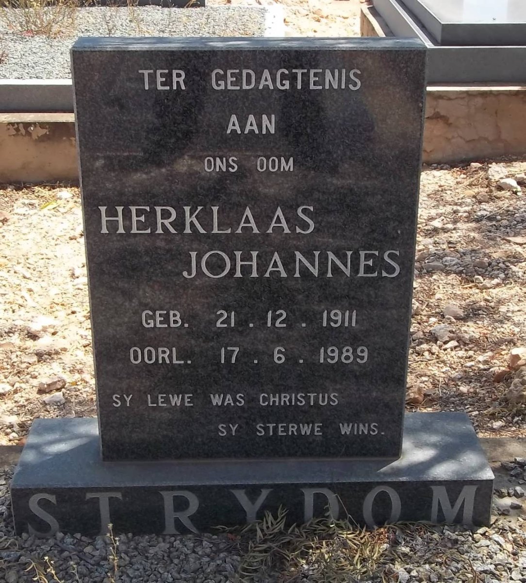 STRYDOM Herklaas Johannes 1911-1989