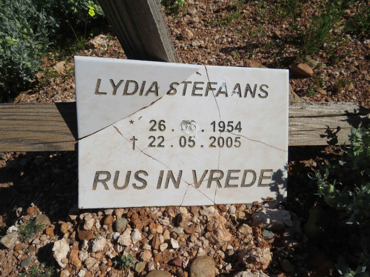 STEFAANS Lydia 1954-2005