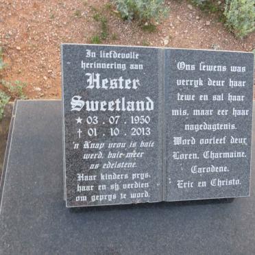 SWEETLAND Hester 1950-2013