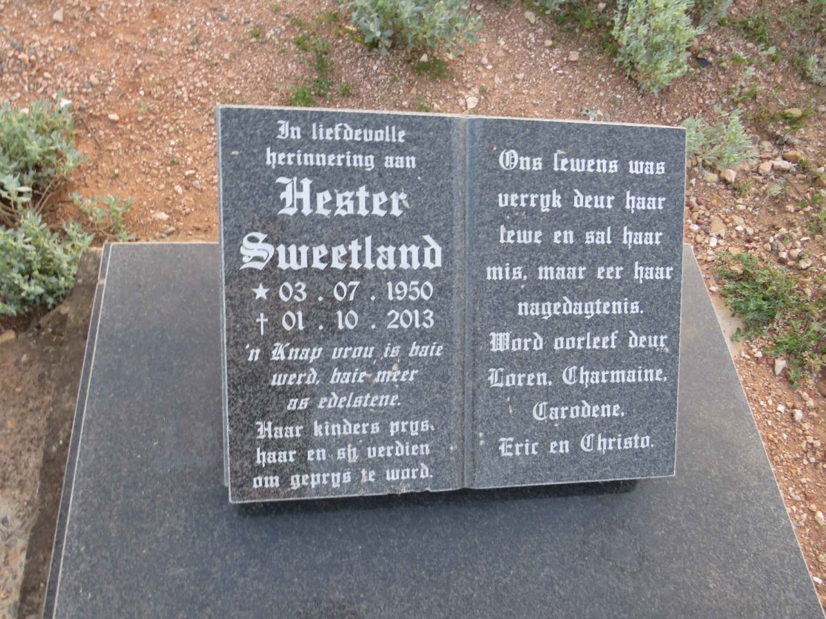 SWEETLAND Hester 1950-2013