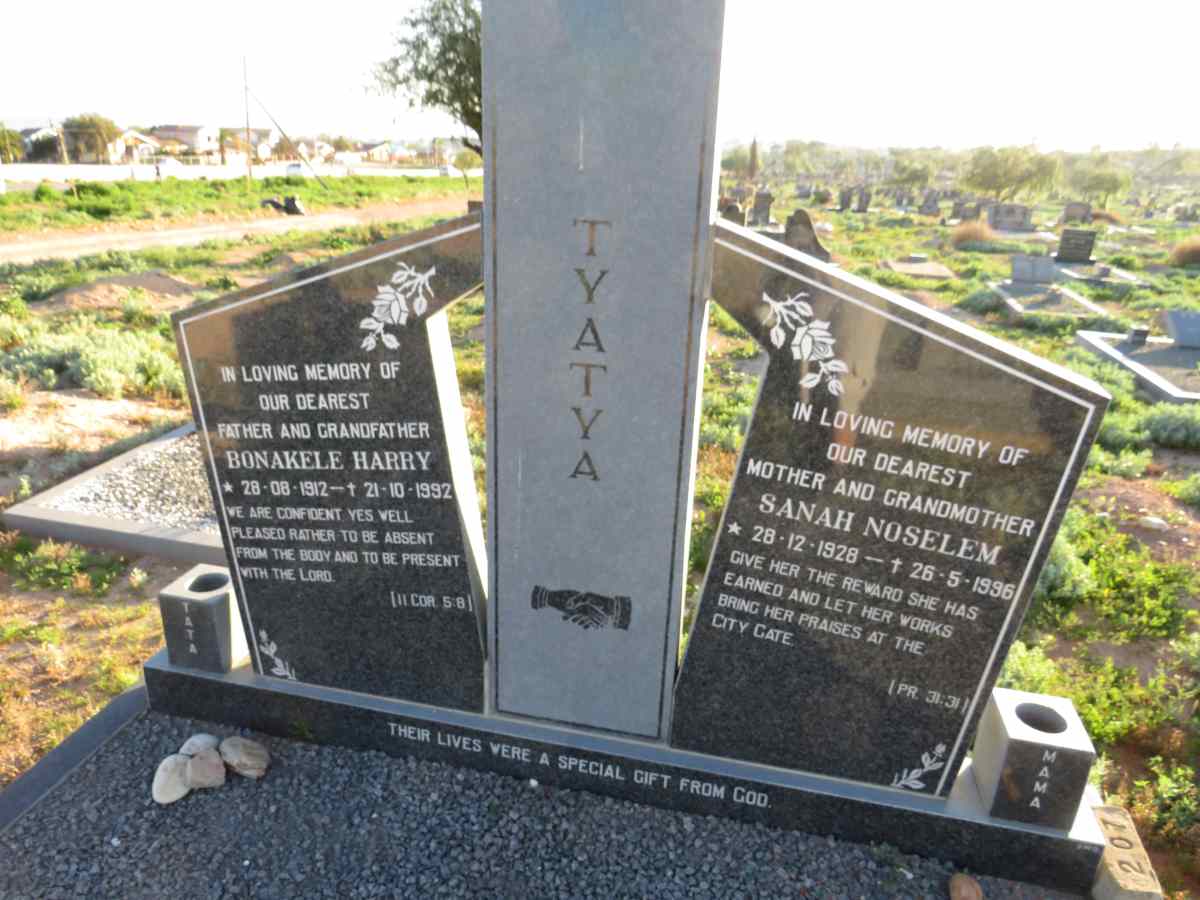 TYATYA Bonakele Harry 1912-1992 & Sanah Noselem 1928-1996