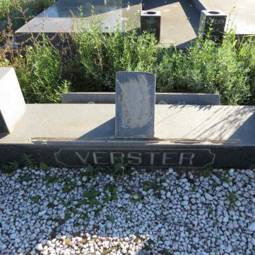 VERSTER Ryno A.J. 1910-1982 & Aletta F. 1913-2004 _2