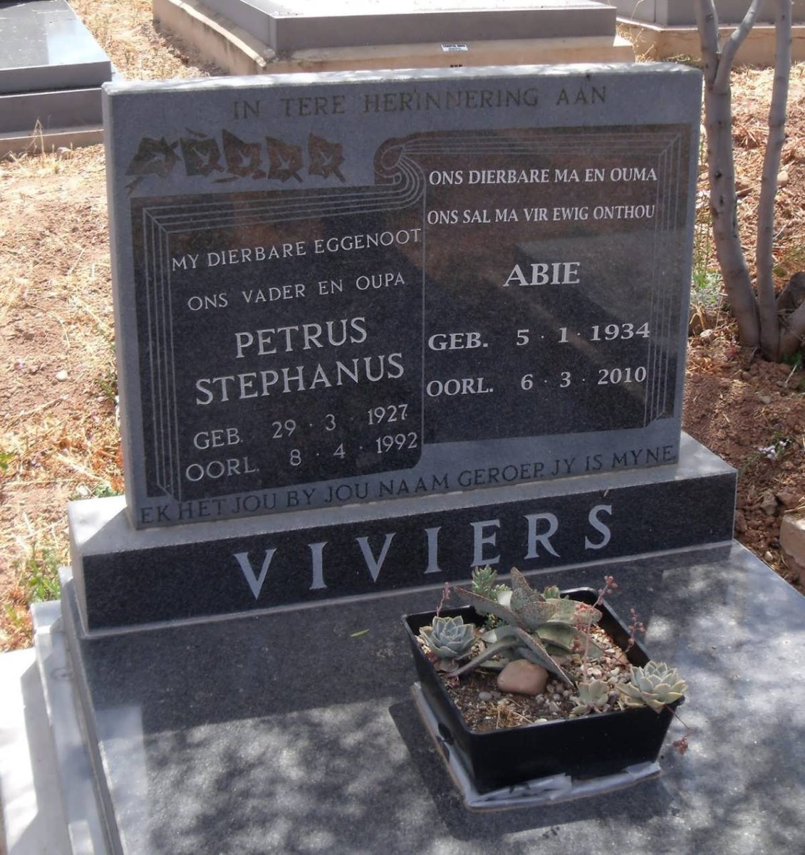 VIVIERS Petrus Stephanus 1927-1992 &amp; Abie 1934-2010