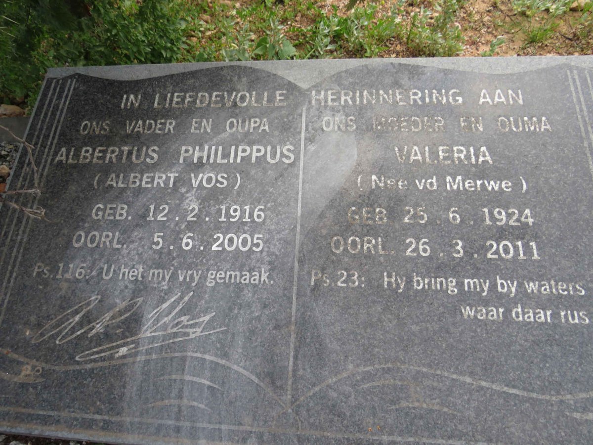 VOS Albertus Philippus 1916-2005 & Valeria V.D. MERWE 1924-2011_2
