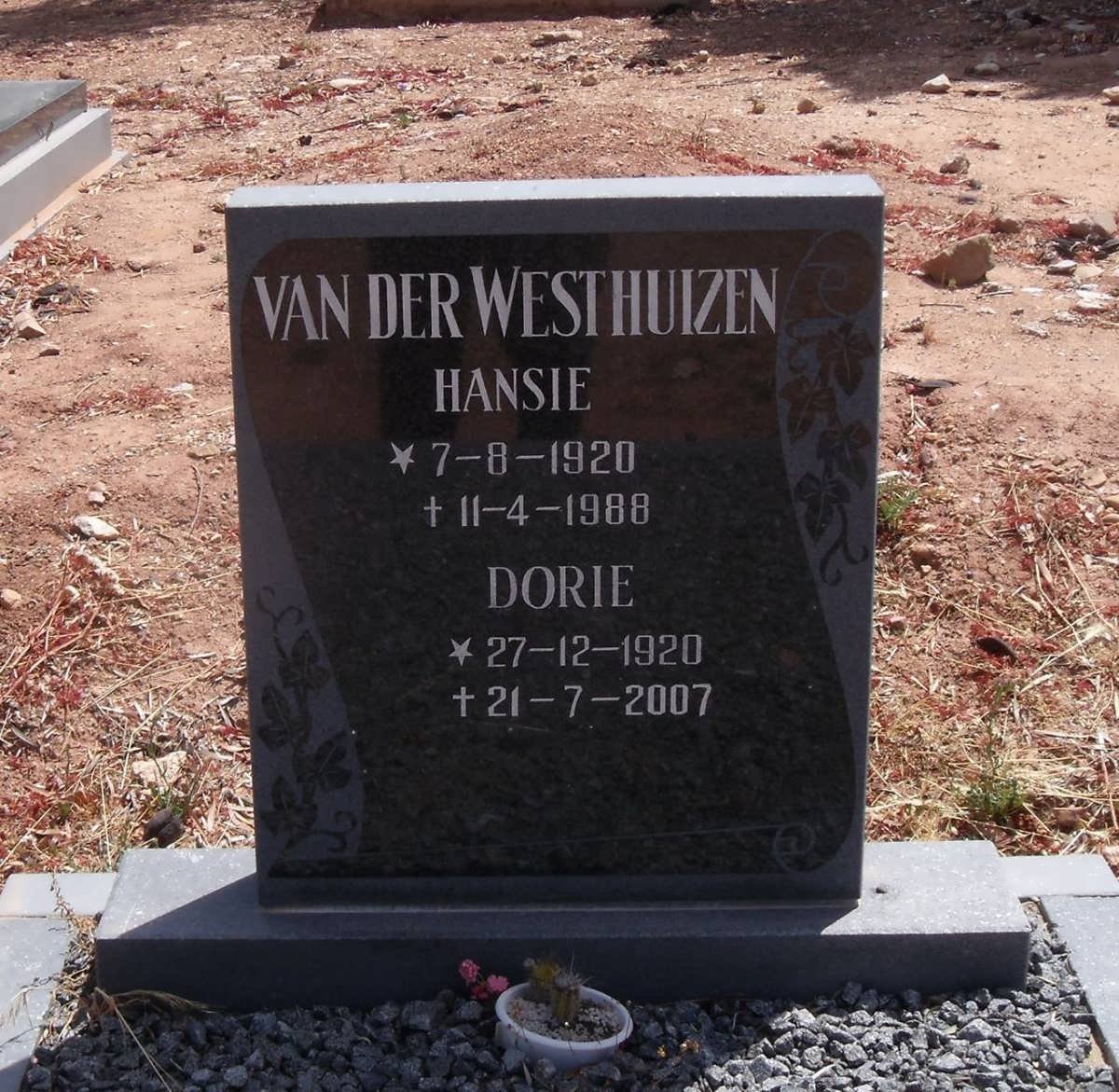 WESTHUIZEN Hansie, van der 1920-1988 &amp; Dorie 1920-2007