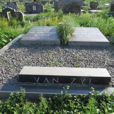 ZYL Louis Daniel Francois, van 1894-1970 & Martha Maria Magdalena 1917-2011_1