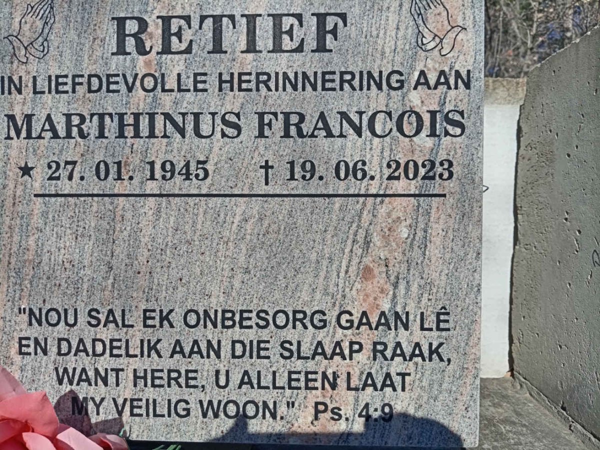 RETIEF Marthinus Francois 1945-2023