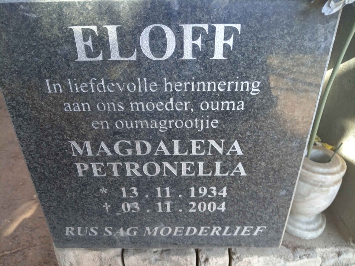 ELOFF Magdalena Petronella 1934-2004