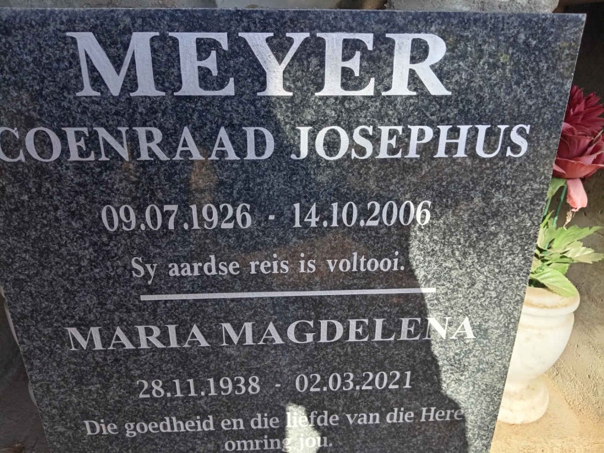 MEYER Coenraad Josephus 1926-2006 & Maria Magdelena 1938-2021