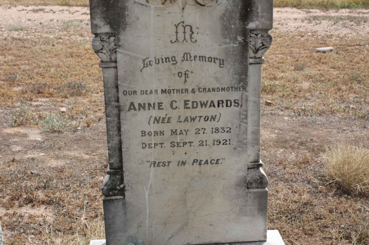 EDWARDS Annie C. nee LAWTON 1832-1921